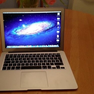 Новый MacBook Pro 17 - i7 разблокирован и русифицированной 