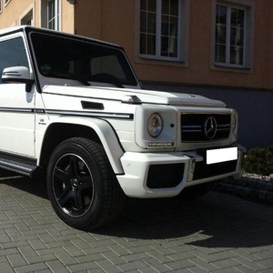 Самый крутой кортеж в Астане из черных и белых Mercedes-Benz G-Class,  