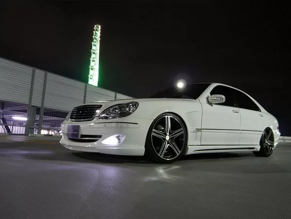 Элитный автомобиль  Mercedes-Benz S600  W222 Long 2014 белого/черного  4