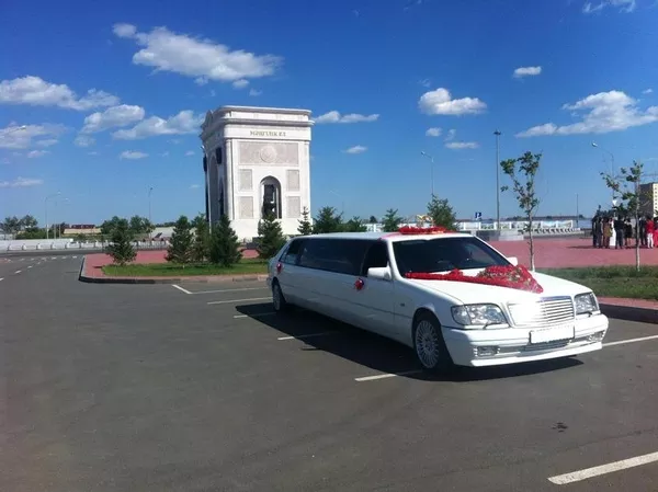 VIP встречи аэропорт/вокзал в Астане на Mercedes-Benz S-Class W222 Lon 17