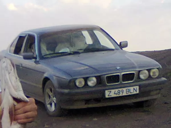 БМВ 520 1993год 7000$ 3