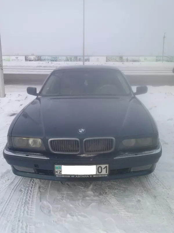 ПРОДАМ BMW 728 отличном состояние
