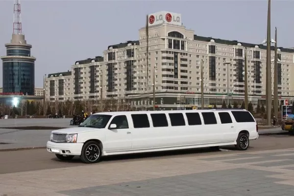 Лимузин Cadillac Escalade для любых мероприятий в городе Астана. 4