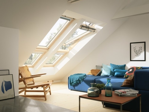 ПЛАСТИКОВЫЕ МАНСАРДНЫЕ ОКНА VELUX OPTIMA,  РУЧКА СНИЗУ