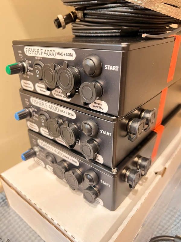 Электронная приманка для отлова и гона рыбы Fisher F 4000 8