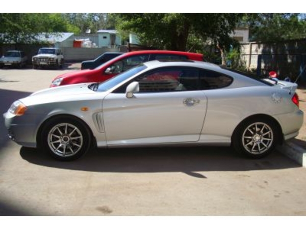 Продам автомобиль Hyundai coupe (Tiburon)