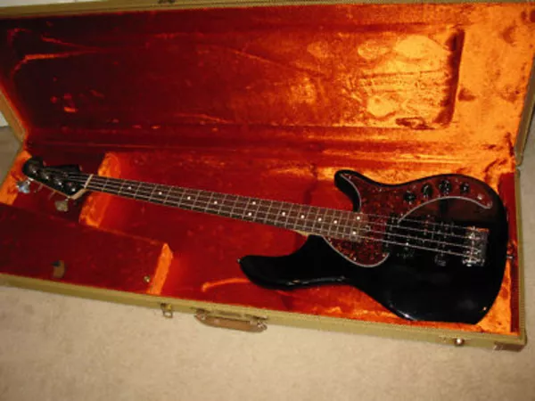 Продаю бас-гитару Fender Stu Hamm Urge 2 2