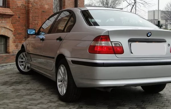 BMW 320i 3