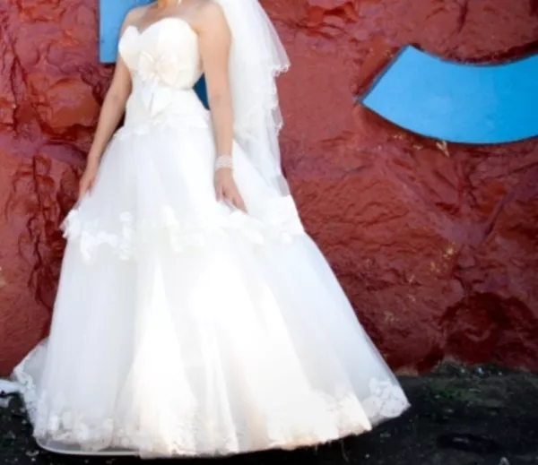 Продам шикароное свадебное платье