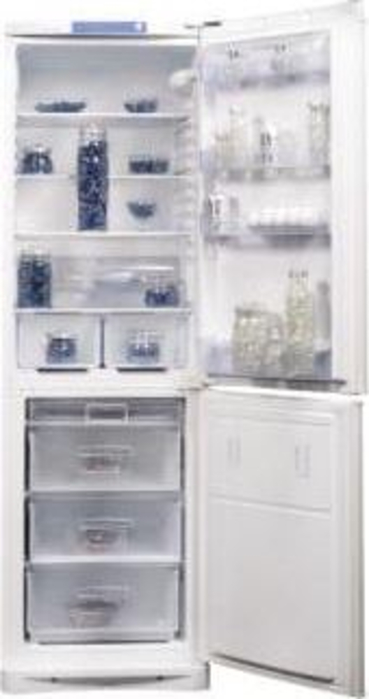 Продам двухкамерный холодильник  Indezit  с документами объем 348 л 2