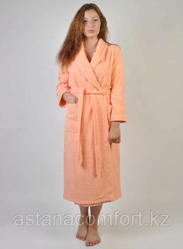 Женский махровый халат с кружевами и вышивками на Ваш выбор 2